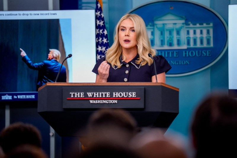 The White House comes with the latest details about the Trump-Putin summit, but describes it in an unexpected way: