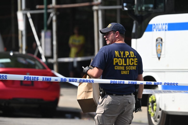Armed attack in a Bar of New York, soldier with three dead. What is the police hypothesis on the cause of tragedy