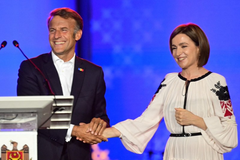 Video Macron spoke for minutes in Romanian, in the Republic of Moldova: 