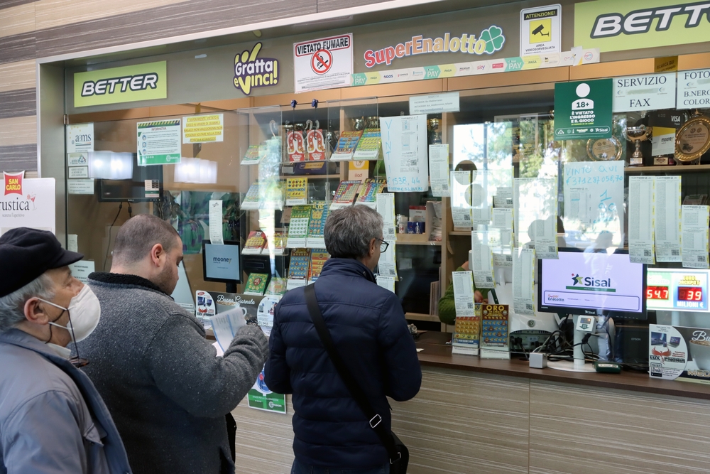 Agency for betting in Italy. Photo: Massimo Todaro / Shutterstock.com