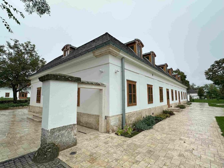 Library in the Orbana estate
