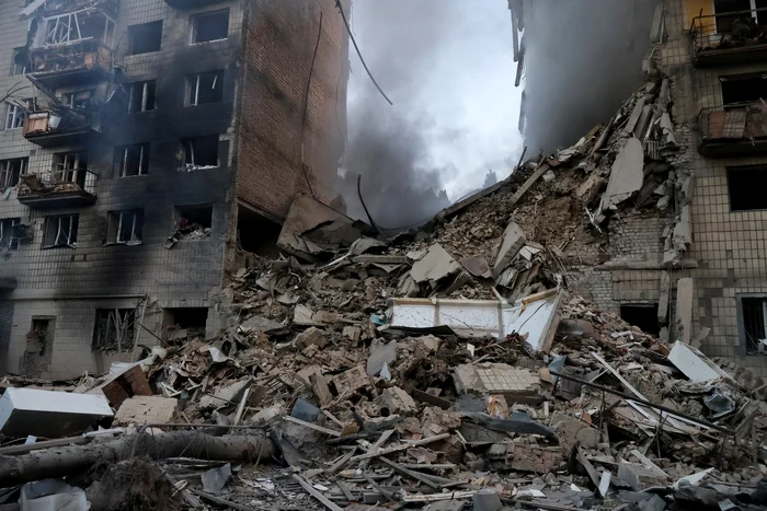 War from Ukraine has entered a new stage. Buildings destroyed in Kyiv. Photo: Profimedia 