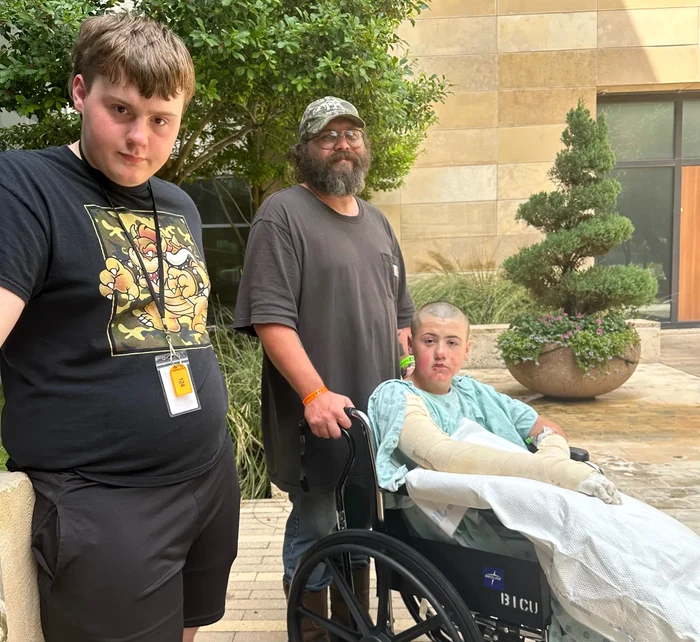 12 -year -old child saved by his brother after a dangerous challenge of Tiktok Photo: Gofundme