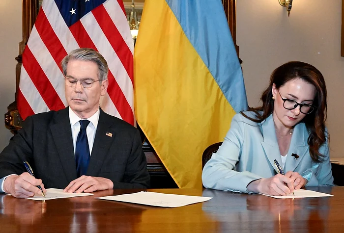 The American Treasury Secretary, Scott Besent and the Ukrainian prime minister, Iulia Sviridenko/ Photo: