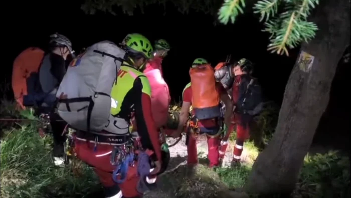 Mountain rescuers found the man seriously injured / photo source: video capture