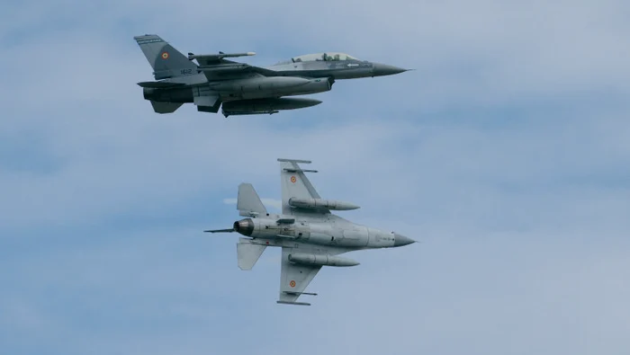 F16 aircraft were raised from the ground to supervise the air space / photo source: Profimedia