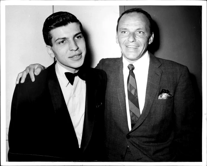 Frank Sinatra and his son who was abducted in 1964 / Photo source: NYP