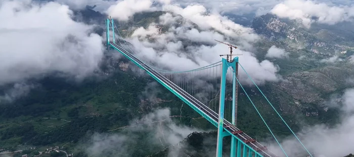 The bridge will be open to road traffic by the end of September 2025. Photo: x/@pdchina