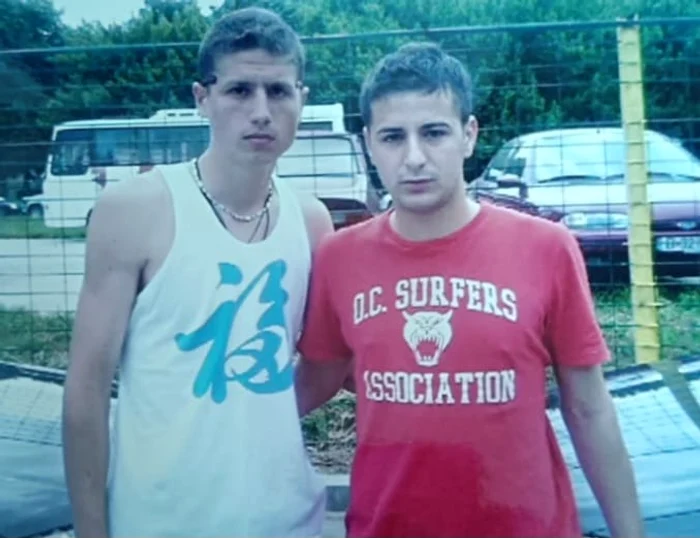 Ionuț and Ianis, in 2006, in the parking lot of Dinamo stadium