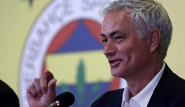 Jose Mourinho stayed a little at Fenerbahce