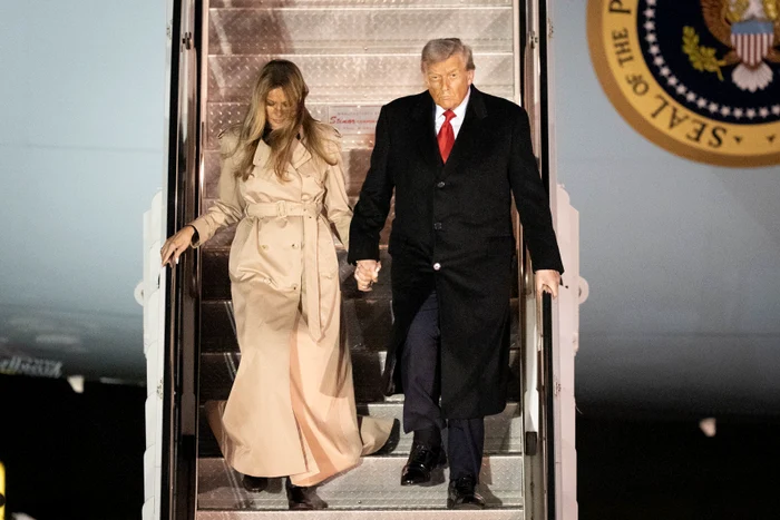 Trump and Melania, force to change the photo helicopter: Profimedia
