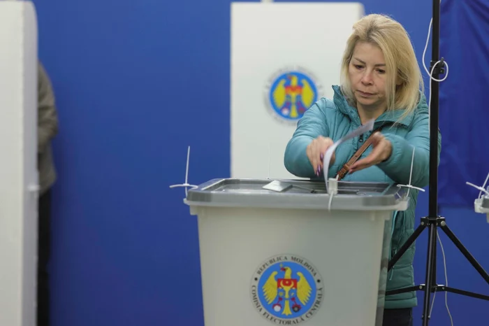 Abroad will activate 301 polling stations. Photo: Inquam