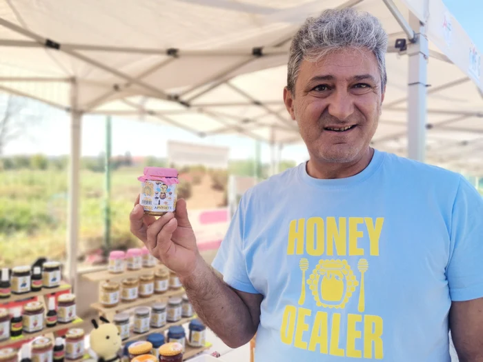 Cosmin Măndică has customers from all over the photo: Alina Mitran