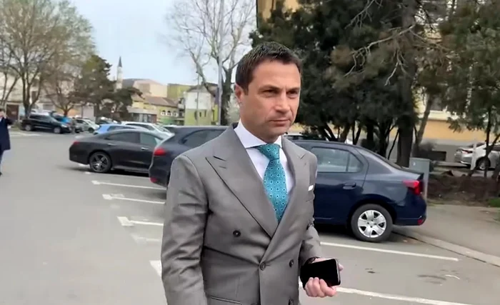 Radu Cristian stays in photo arrest: video capture