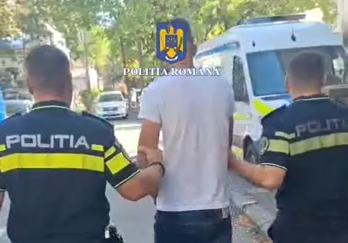 The man was detained for 24 hours. Photo: video capture 