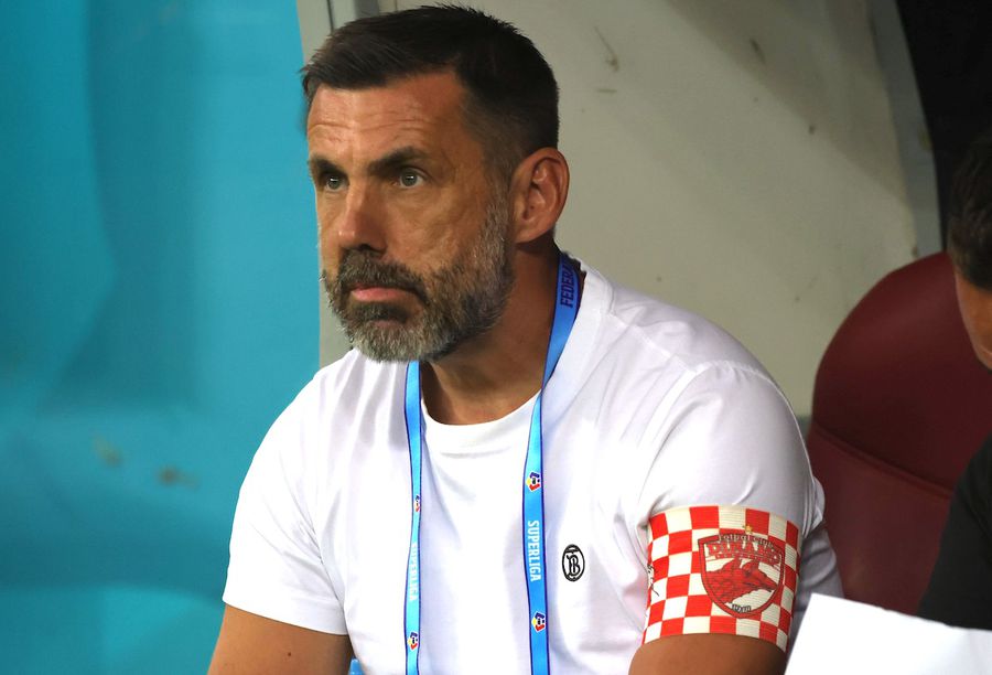 Basarab Panduru gave notes to coaches in Superliga: Mandorini and Charalambous, on a draw