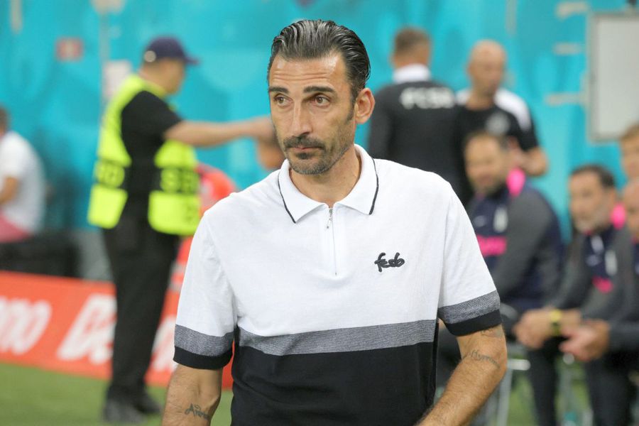 Basarab Panduru gave notes to coaches in Superliga: Mandorini and Charalambous, on a draw