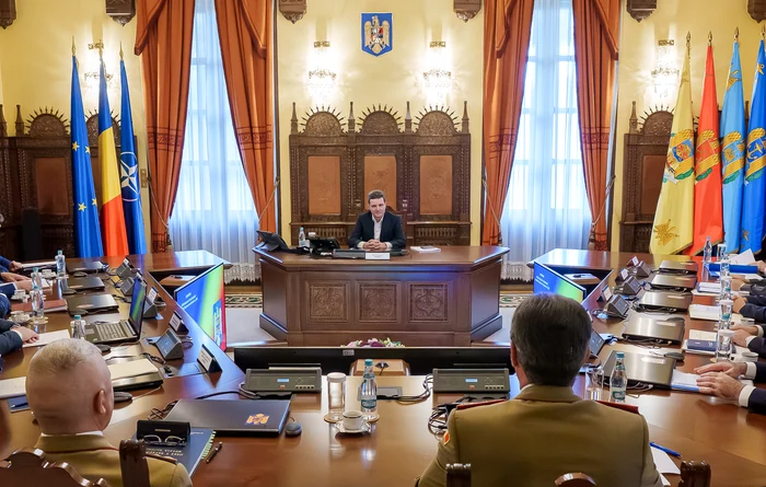 Nicuşor Dan says that Romania knows how to defend itself. PHOTO Presidential Administration
