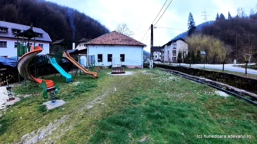 PHOTO RUSCHIA Daniel Guță Adevărul (81) JPG