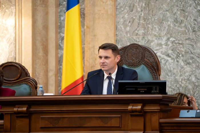 The Senate Chief will discuss with his colleagues regarding the Mircea Abrudean photo reports