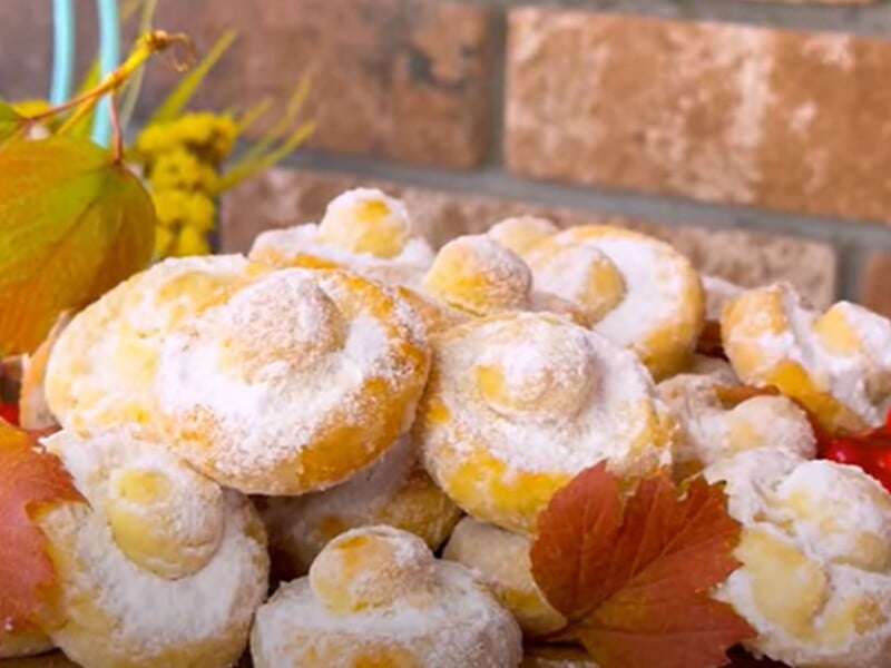 Prepare this fall in the form of mushrooms this fall. Successful recipe for incredibly tasty sand dough