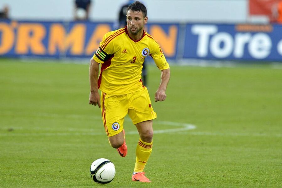 Răzvan Raț wore 28 times the captain's banner, Stanciu overtook in the friendly with Canada The charts that Stanciu gives over to the national team: shoulder to shoulder with locksmith and Rednic, on the footsteps of Gică Popescu and Dinu