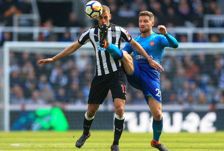 Slimani, left, in Newcastle's equipment. Photo: Imago Images Another loud name in the superlig! He signed this evening with CFR Cluj and had only one requirement:
