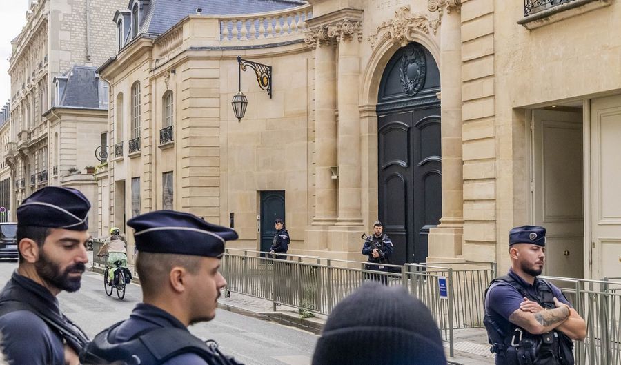 Image from Paris // Photo: x A new day, a new beating before the Champions League »arrested for weapon use