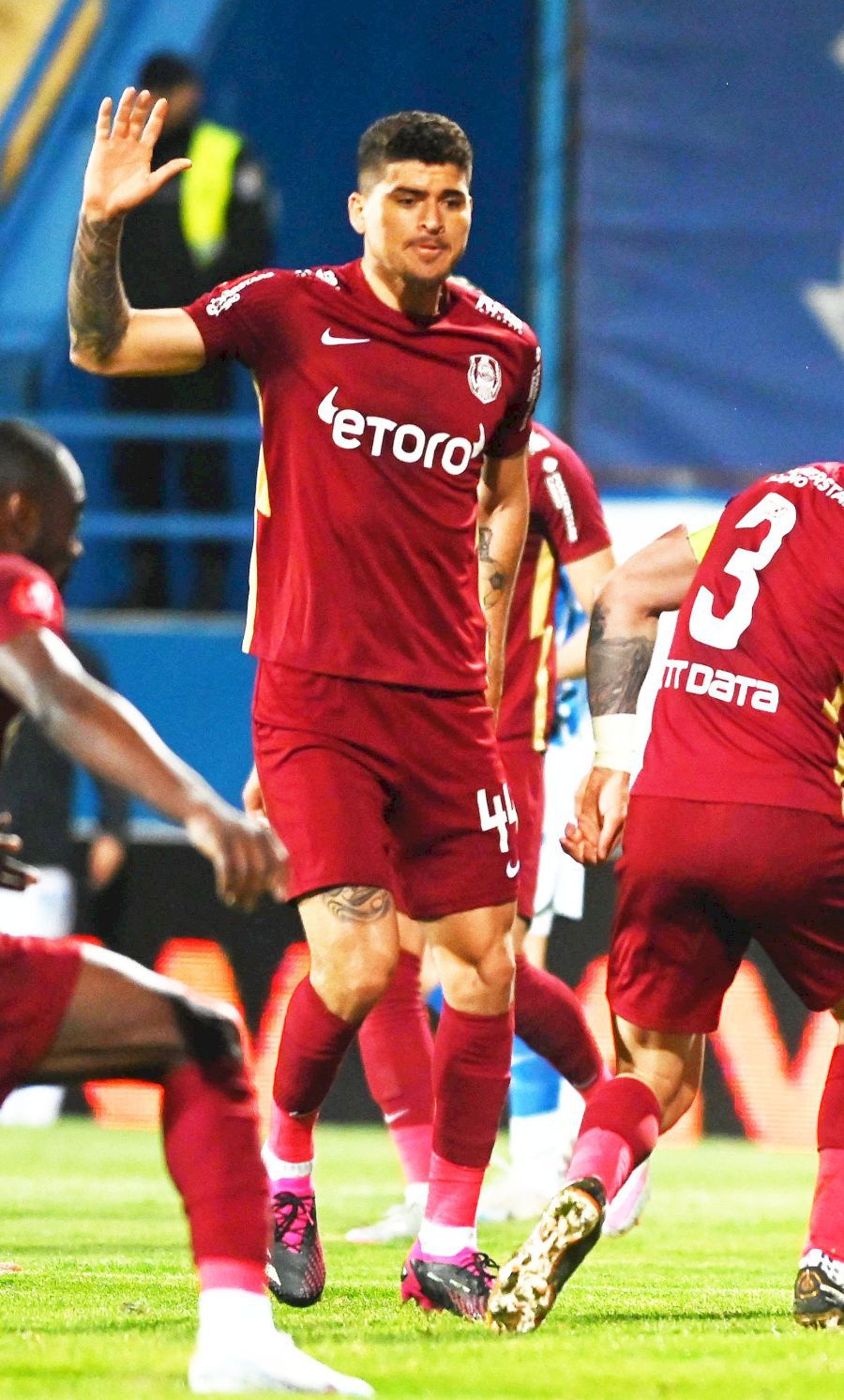 He played with Stanciu in China and comes to support him in Cyprus: 