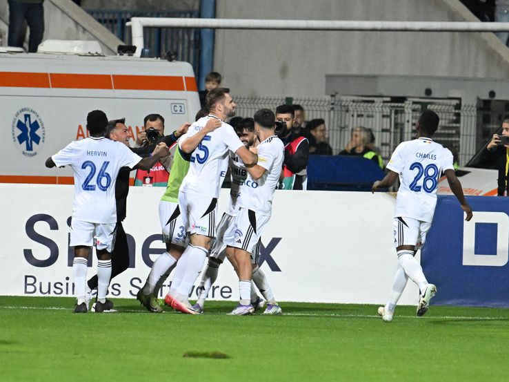 FC Botosani defeated FCSB with 3-1, match in stage 10, from Superliga. Photo: Sportpictures.eu