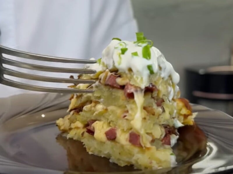 Prepare this filling - and you get a masterpiece potato cake. Recipe