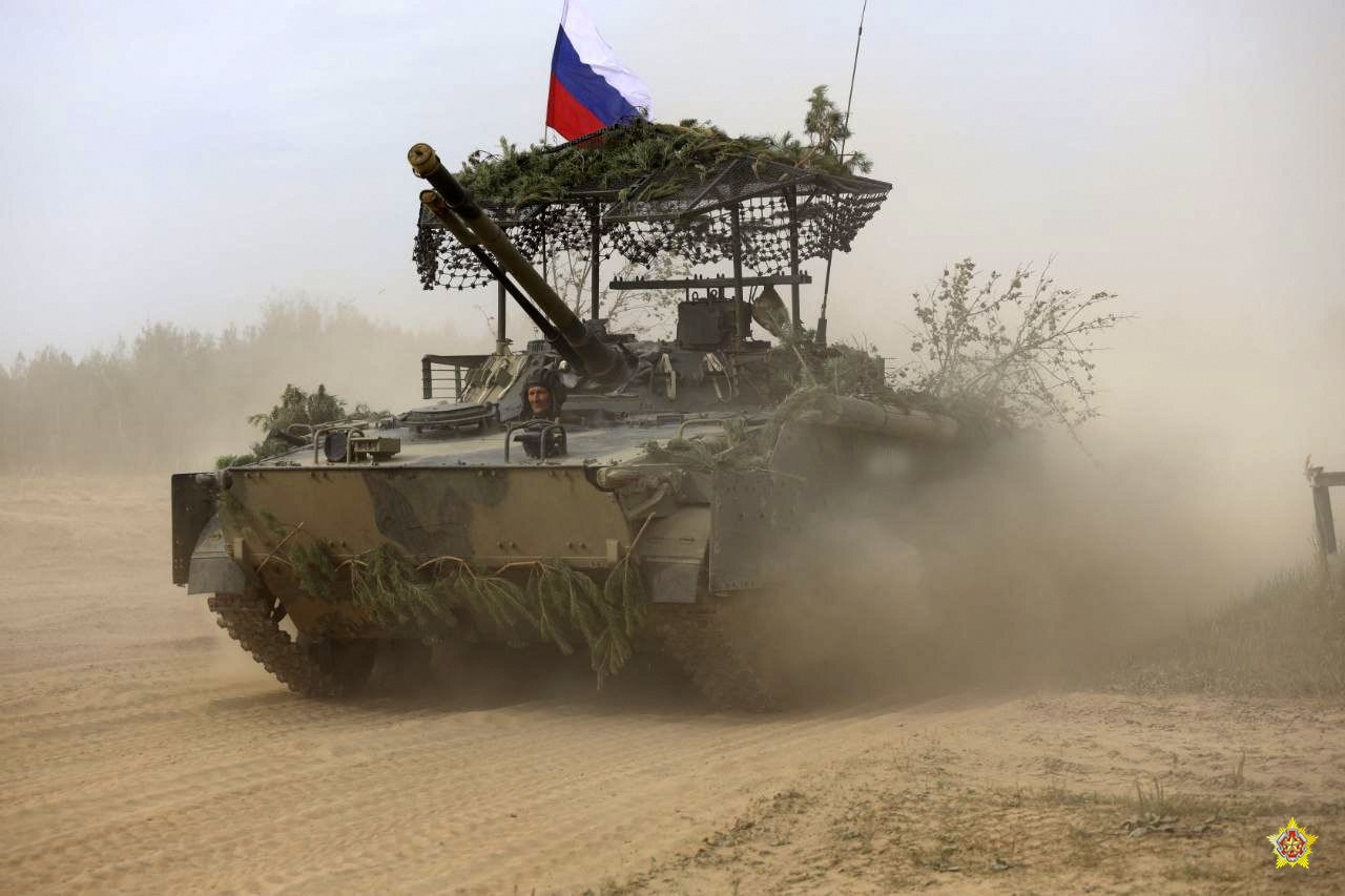 Zapad-2025 maneuvers. Belarusians showed photos from the training ground