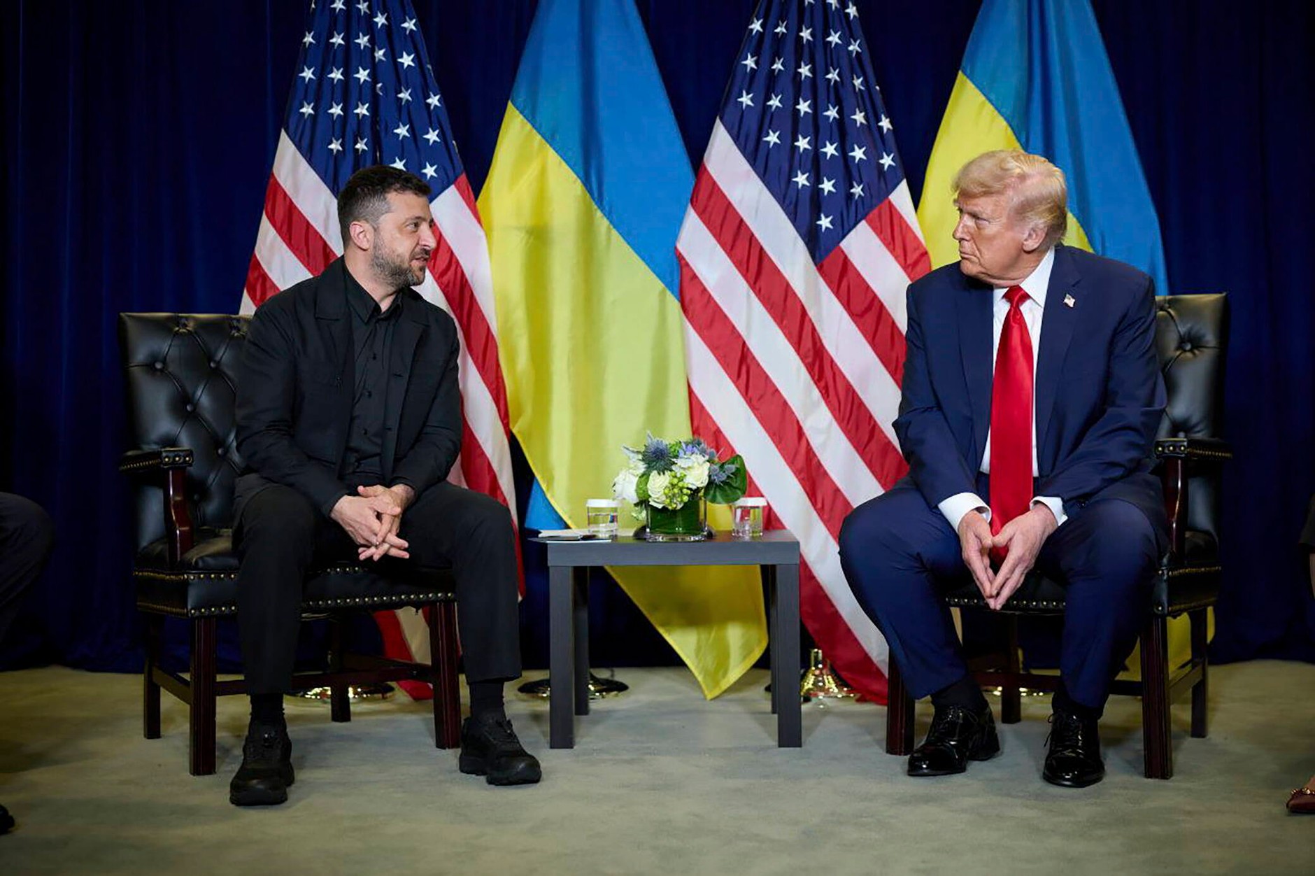 President Donald Trump and the President of Ukraine Wołodymyr Zelnski during a meeting at the UN headquarters in New York, September 23, 2025.