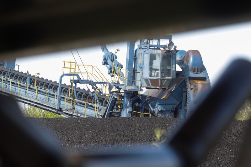 The Minister of Energy negotiates with the European Commission to postpone the deadline for closing the coal.