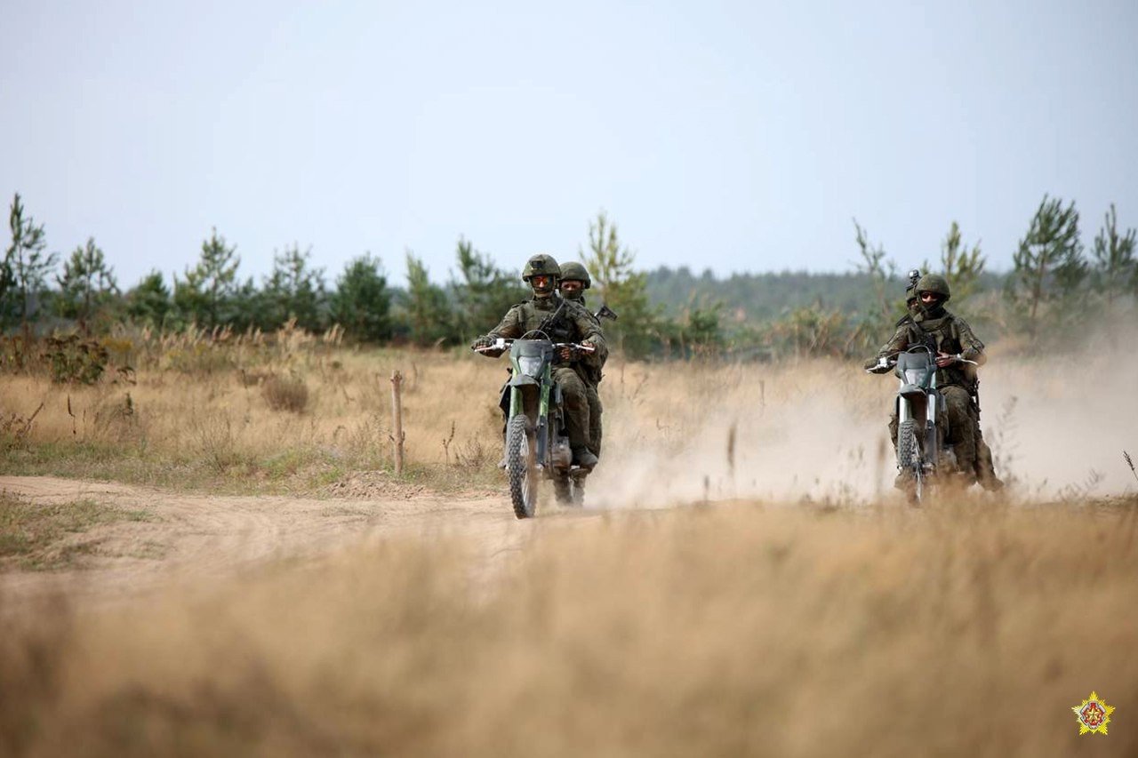 Zapad-2025 maneuvers. Belarusians showed photos from the training ground