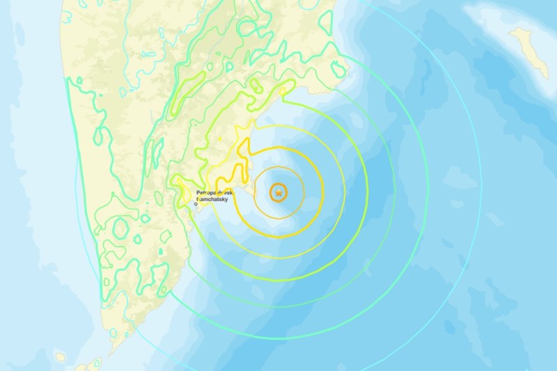 7.2 degree earthquake in Eastern Russia. Authorities issued Tsunami alert