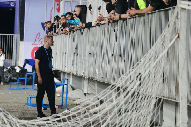 Incredible images at the end of the match Petrolul - Dinamo / Photo: Cristi Preda (gsp.ro)