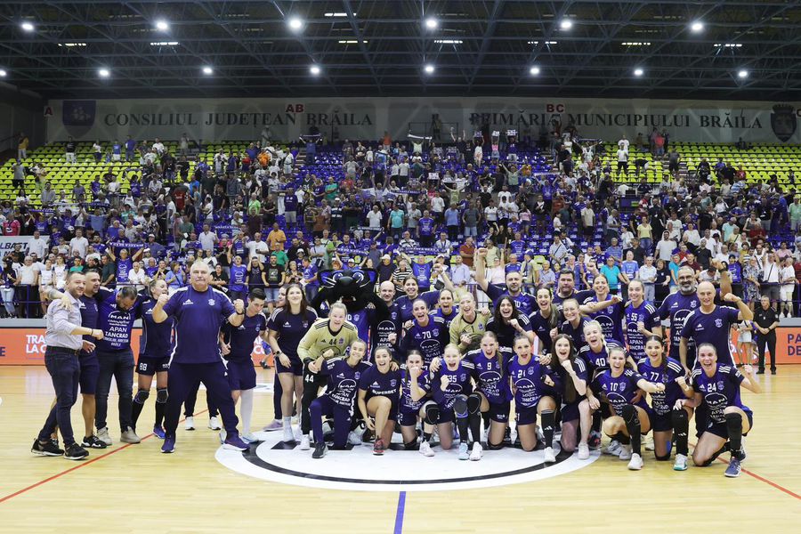 The Danube Braila celebrated with Victoria with Rapid's fans