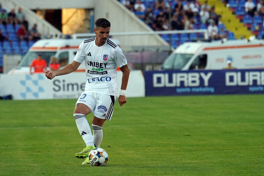 Romario Benzar, released by the club in the play-off: 