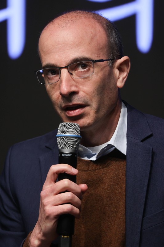 Juwal Noach Harari, an Israeli historian, during a press conference in Seoul, March 20, 2025.