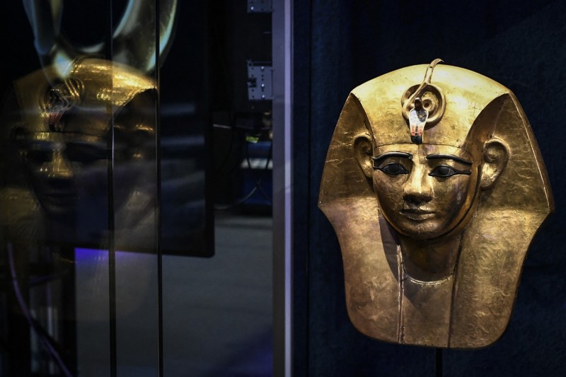 Photo bracelet from the time of the pharaohs who disappeared from the Egyptian Museum: the jewelry was sold and then melted / four arrested suspects