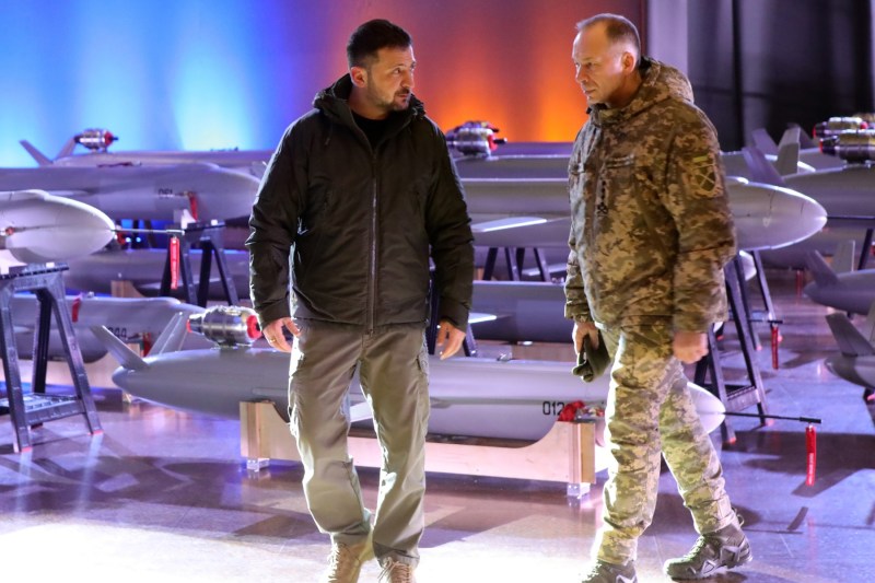 Drastic decision taken by General Sîrskîi, faced with the advance of the Russians on the front. Two commanders from the top of the army, dismissed