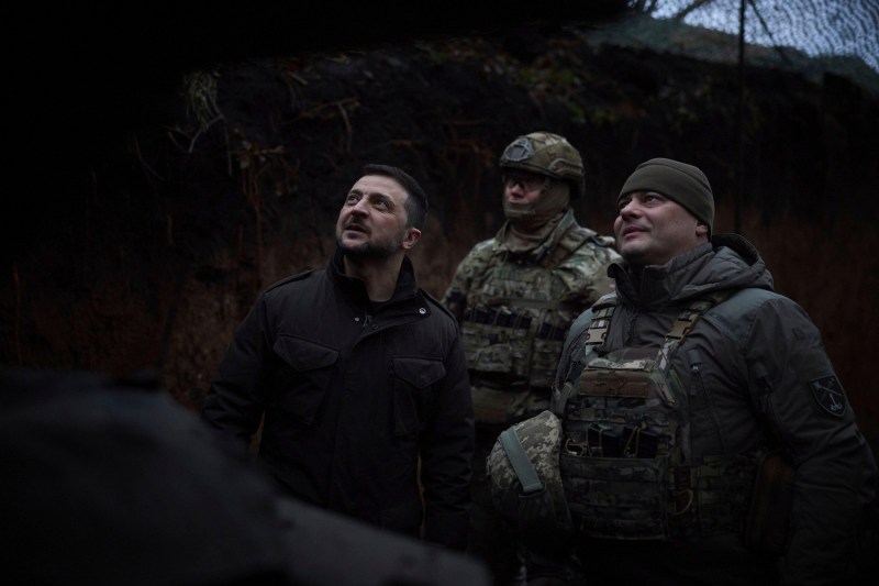 The Ukrainian army has launched the counter -offensive on the eastern front, Zelenski announces. How much territory has recaptured, in two of the hottest fighting sectors