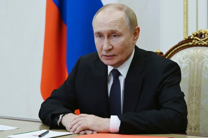 The announcement of Vladimir Putin one day after the Kremlin assured that Russia will continue the War in Ukraine