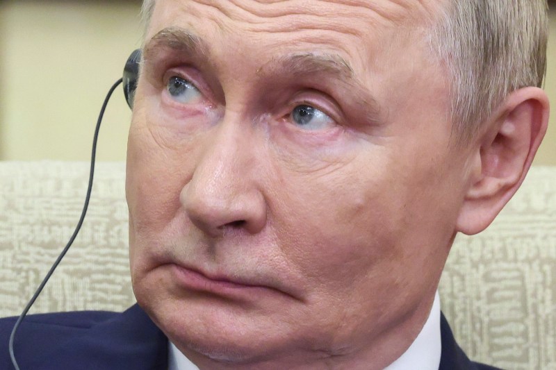 Putin orders an EU leader to cut the energy deliveries to Ukraine: