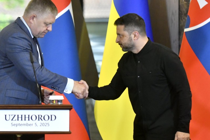 Zelenski, a hard message after meeting with the Slovak Prime Minister: