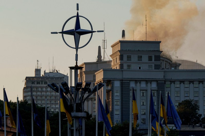 PHOTO/VIDEO VICTIMS numerous in Ukraine after a wave of Russian forces attacks. The Kiev's Cabinet Cabinet building was damaged