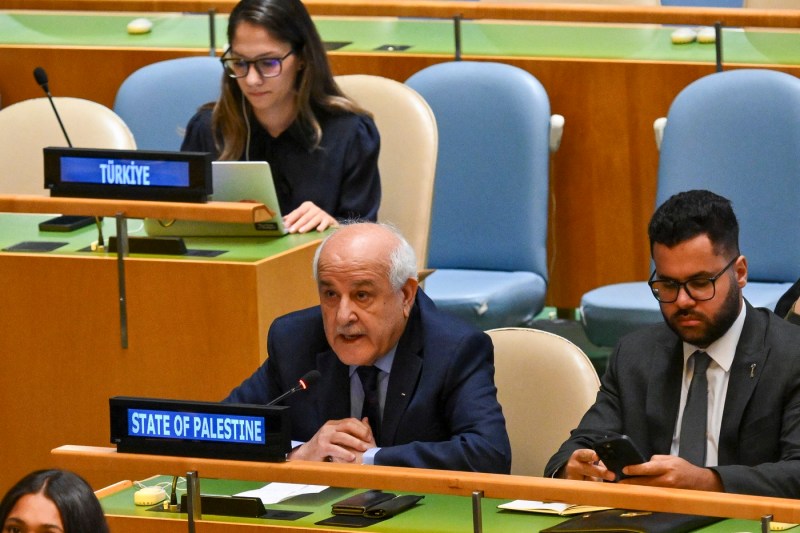 Overwhelming majority support at the UN for the creation of a Palestinian state and the disarmament of Hamas/ Romania and Moldova voted differently