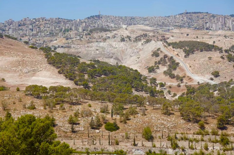 Israel announces the extension of Jewish settlements in the Cisiordania. Message to the countries that announced the recognition of Palestine, a decision that 