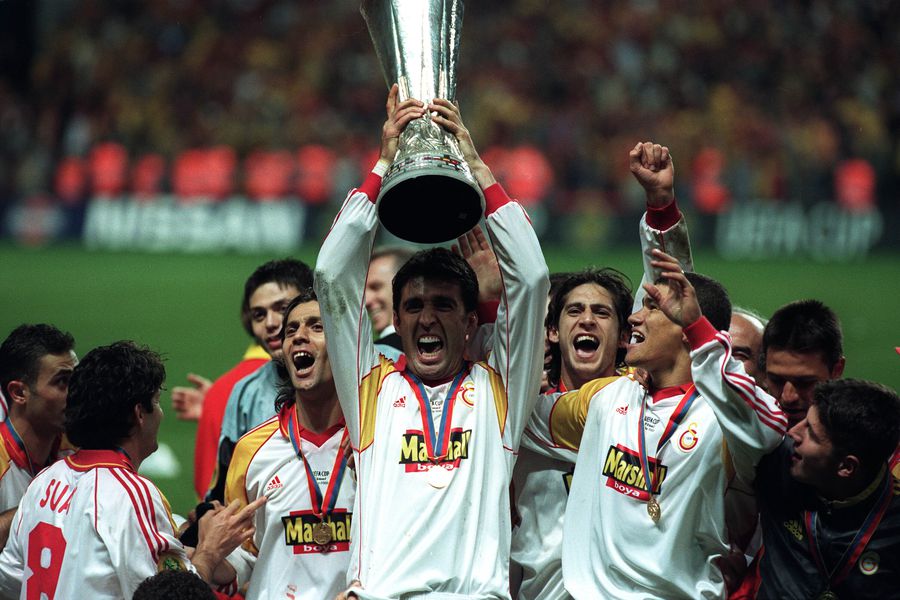 In May 2000, five months before the conflict with Nouma, Hagi wins the UEFA Cup with Galatasaray in an epic triumph for Ottoman football. Photo: Imago Unprecedented attack from Turkey to Gică Hagi: